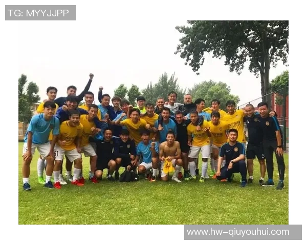 U19匈牙利与英格兰激战正酣青少年足球赛场上的精彩对决